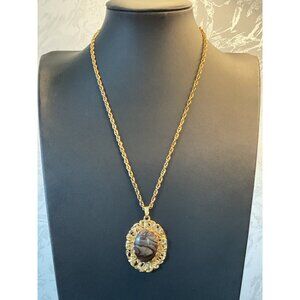 Vintage Gold Tone Chain Necklace With Brown Pendant